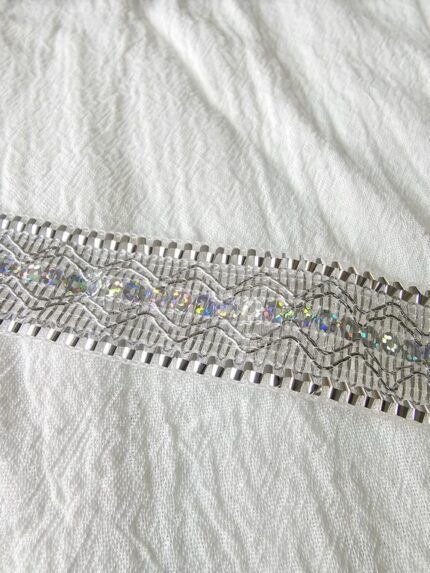 Pasamaneria Silver, lentejuelas tornasol.