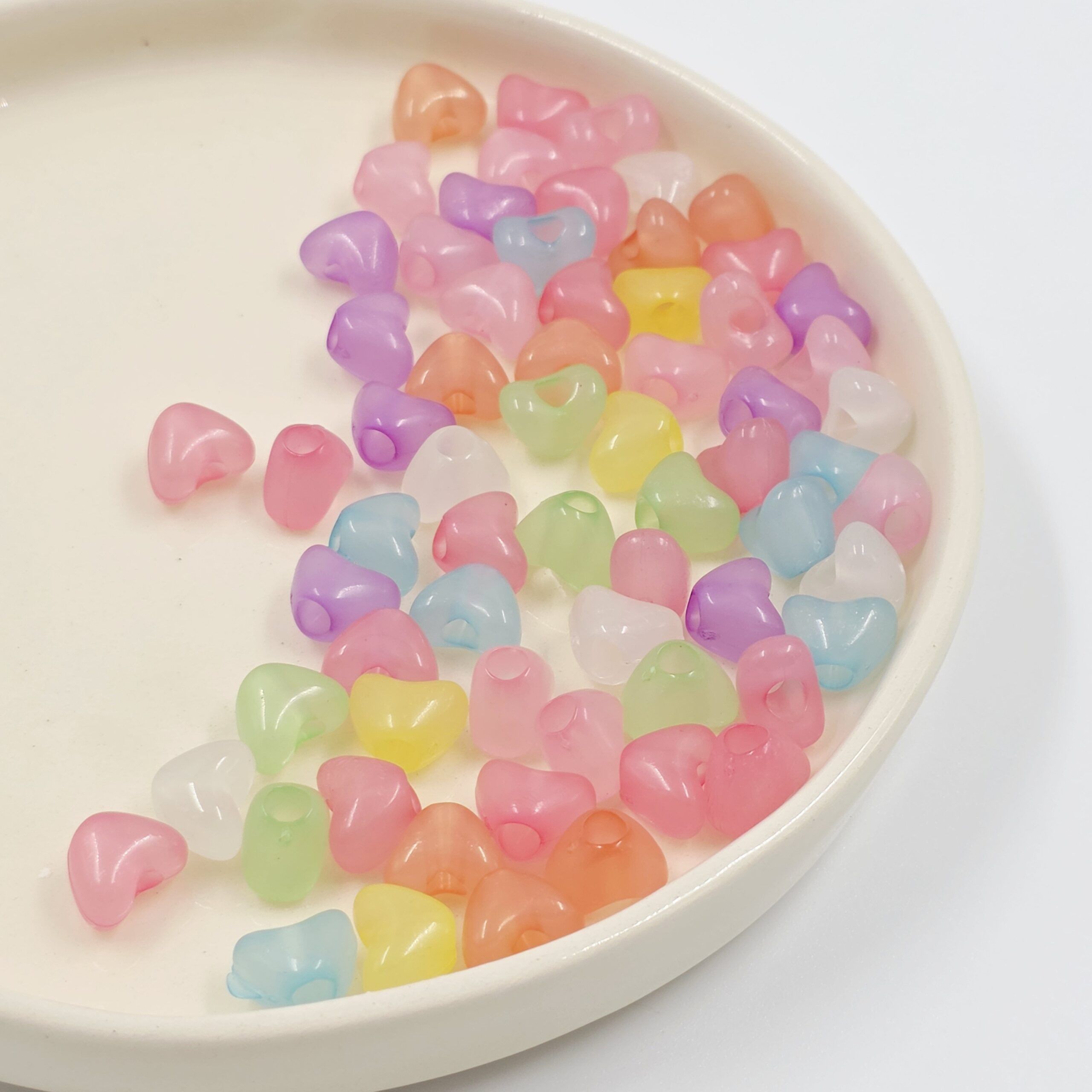 2025/02/1000597147-2-scaled.jpg BOLSA CORAZÓN PASTEL, BRILLAN EN LA OSCURIDAD.
13MM X 500 GRS. - Imagen 1