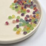 CUENTA PLÁSTICA PLANA 7MM ABECEDARIO.
BRILLAN EN LA OSCURIDAD.
X 500 GRS.