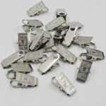 PINZA PORTA CHUPETE 17*47MM COLOR NIQUEL 250 UNID.