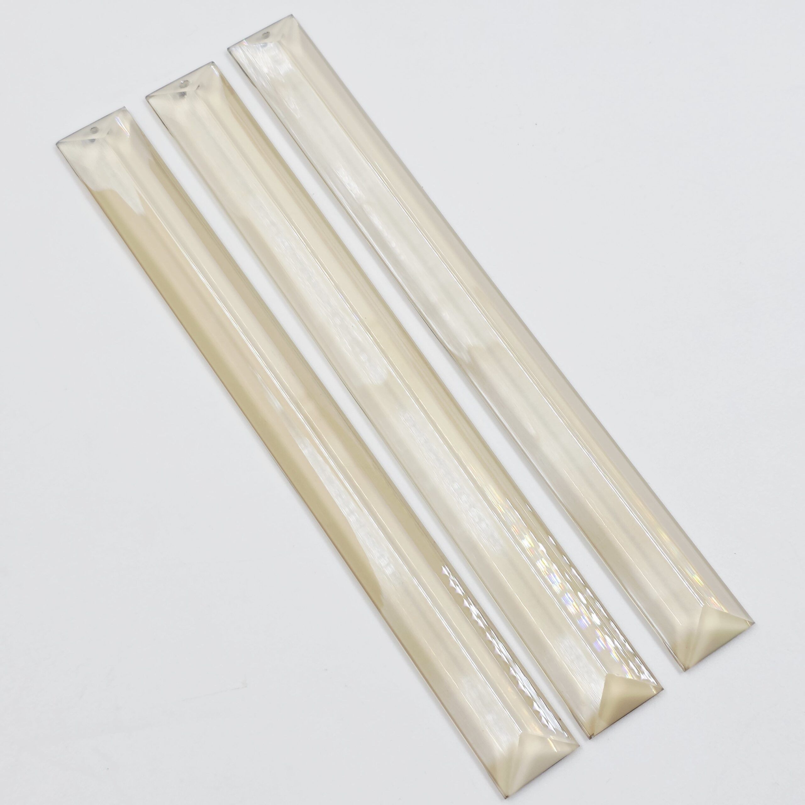 2025/02/1000606788-scaled.jpg CRISTAL RECTÁNGULO UN AGUJERO CHAMPAGNE 200*22MM.
X 12 UNIDADES. - Imagen 1