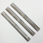 CRISTAL RECTÁNGULO UN AGUJERO GRIS 200*22MM.
X 400 UNIDADES.