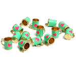 COLGANTE METAL B/GOLD TAZA CORAZON VERDE x 12 UNIDADES(14X17mm APROX)