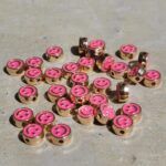 PASANTE CARITA FELIZ FUCSIA GOLD x 12 UNIDADES(8mm APROX.).