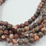 PIEDRA NATURAL JASPE LEOPARDO.  CM BOLITA 6MM X UNA TIRA 38 CM.(EMA 22-10) - Imagen 2