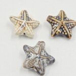 DIJE DE CERAMICA ESTRELLA DE MAR 34MM.
X TIRA 3 UNIDADES SURTIDAS.
EMA 10-15 - Imagen 2