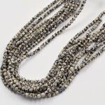 PIEDRA NATURAL JASPE  DALMATA  BOLITA 4MM X UNA TIRA 38 CM.(EMC 22-19)