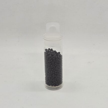 MIYUKI DELICA VIDRIO 11/0 NEGRO OPACO.
TUBO CON 10 GRS MIYUKI. 
(EMA 14-1/401)