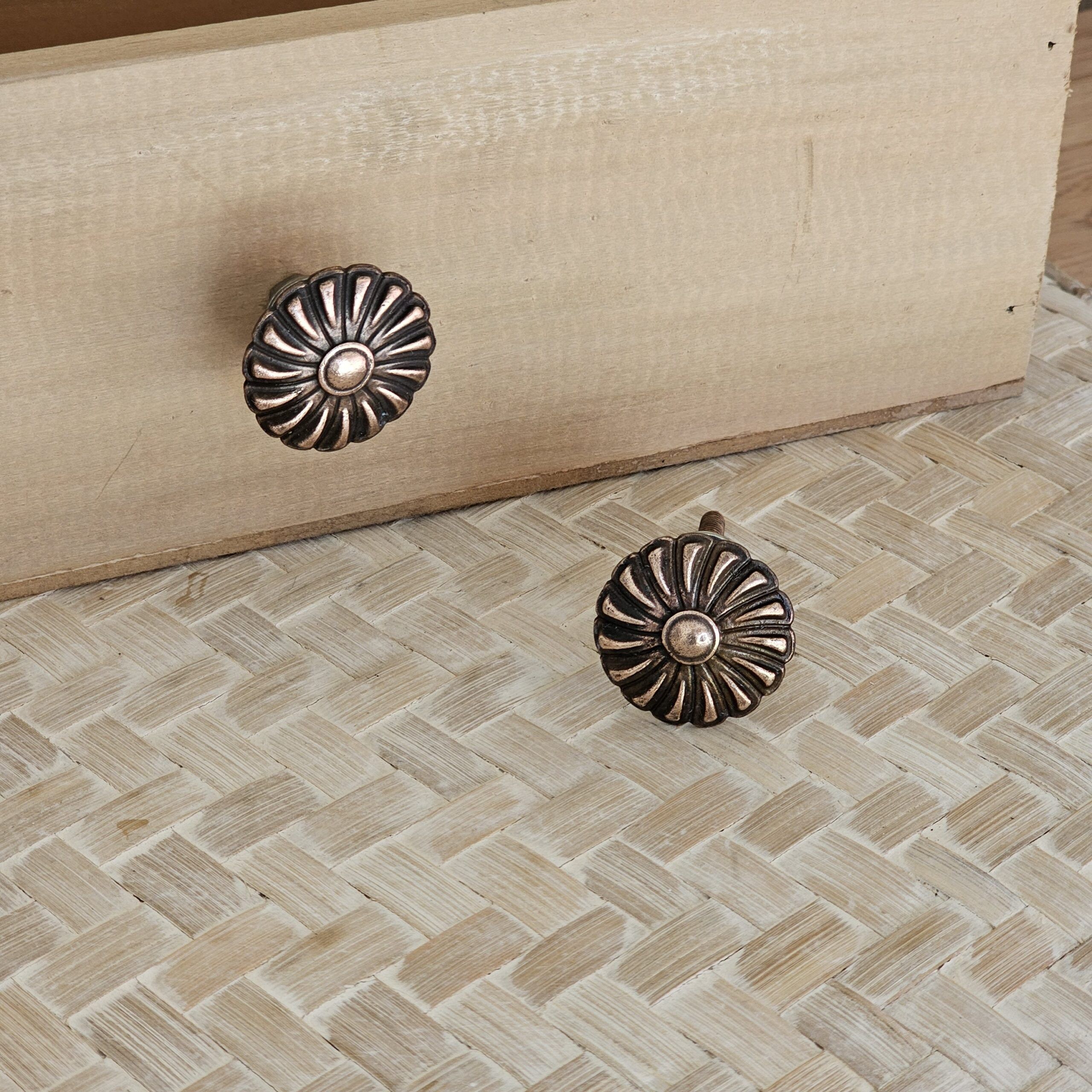 1000167228-scaled-1.jpg Tirador para cajón 4066 Cobre - Imagen 1