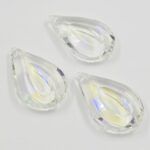 COLGANTE CRISTAL ALMENDRA BOREAL 7 COLORES 63MM.X 6 UNIDADES.