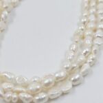 TIRA PERLAS DE RIO 5-6MM APROX.(123-2) - Imagen 2